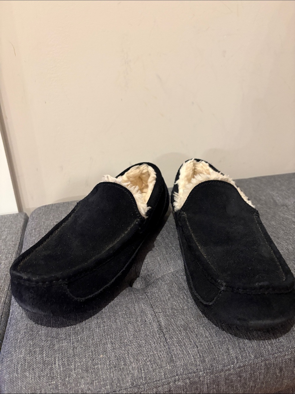 Uggs Men's Ascot Black Suede Moccasin Slipper with Plush Lining